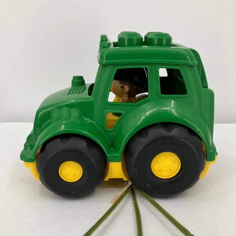 Mega Bloks Block John Deere Green Yellow Plastic Building Toy Lil Tractor Farmer